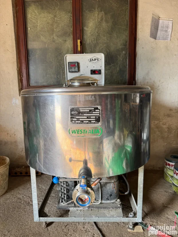 Laktofriz 220l