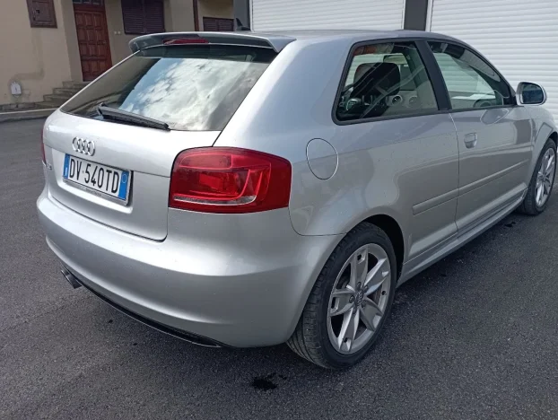 2009 Audi A3 1.9 tdi 77 kw S LINE