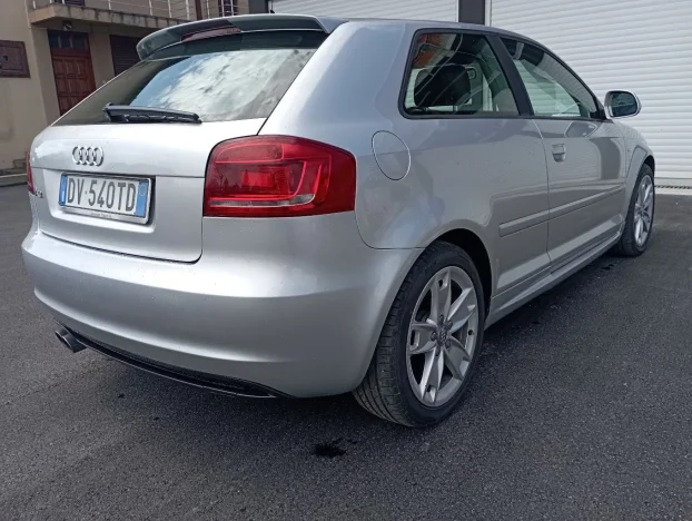 2009 Audi A3 1.9 tdi 77 kw S LINE