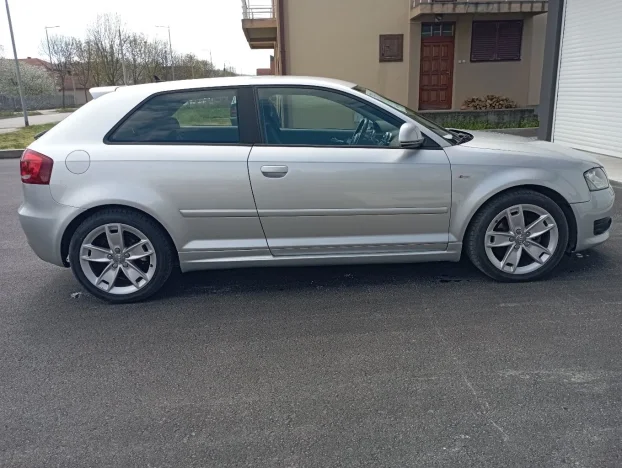 2009 Audi A3 1.9 tdi 77 kw S LINE