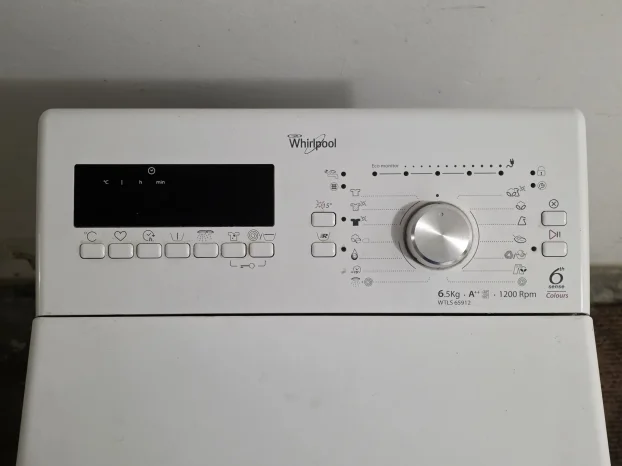 Uska Veš Mašina Whirpool 40cm / 6.5kg / 1200 Obrtaja