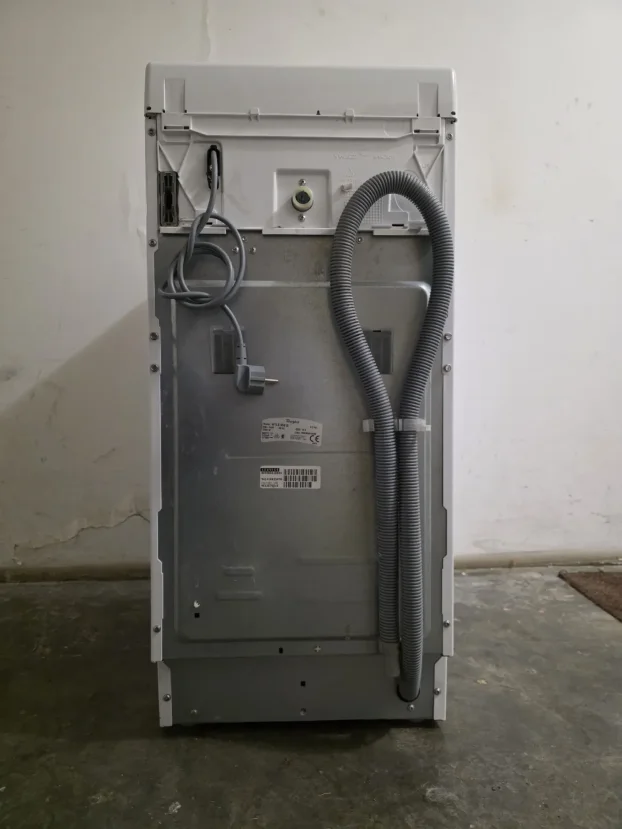 Uska Veš Mašina Whirpool 40cm / 6.5kg / 1200 Obrtaja