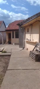 Beška kuća 40m2 HITNO!