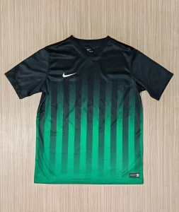 Nike dečiji fudbalski dres XL