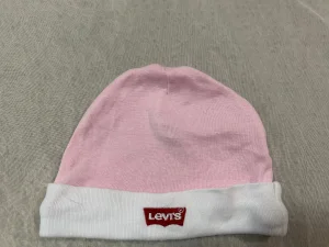 Levis original kapa za bebu 6-12 meseci