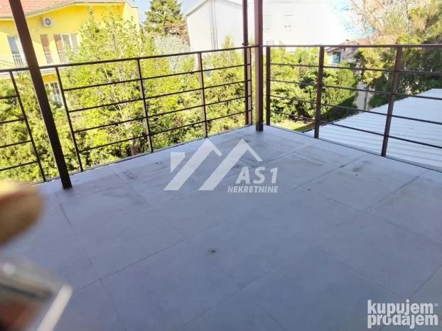 Avijatičarska, Avijatičarsko naselje, 5+ petosobna, 268 m²