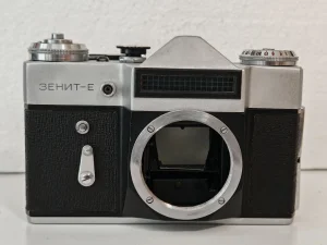 Zenit E- funkcionalno telo fotoaparata