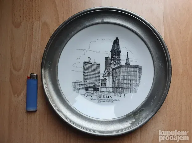 BERLIN - ukrasni tanjir