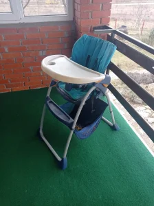 stolica za hranjenje