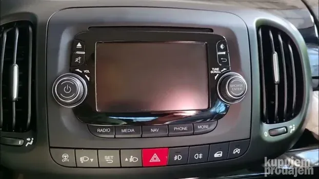 Fiat Alfa Romeo Uconnect 5" VP2 multimedija popravka servis