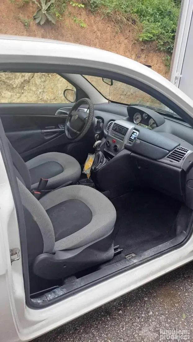 2009 Lancia Ypsilon 1.2