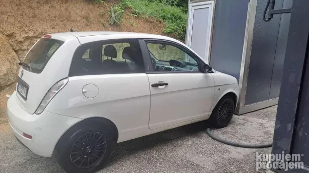 2009 Lancia Ypsilon 1.2