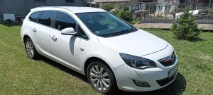 Opel Astra J