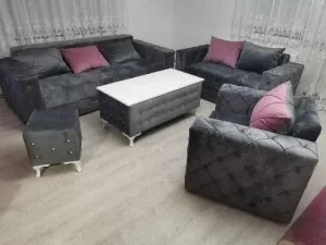 Trosed dvosed i fotelja