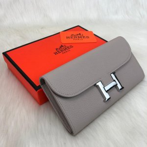 Hermes Constance Novcanik