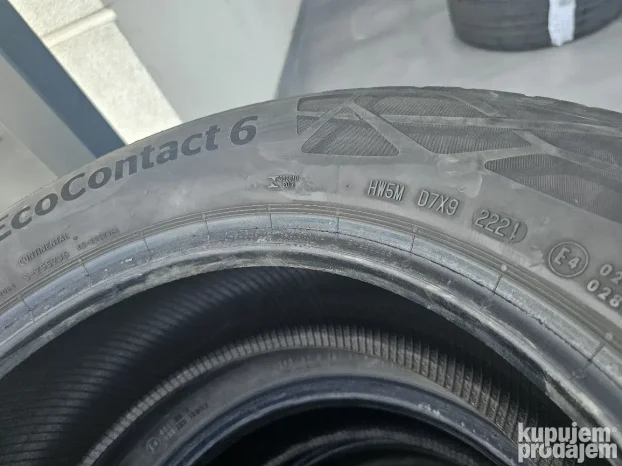 polovne letnje gume 215/60 r 16 continental 4kom