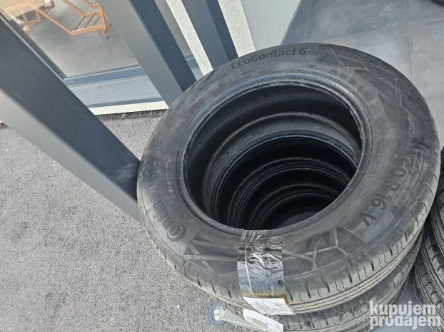 polovne letnje gume 215/60 r 16 continental 4kom