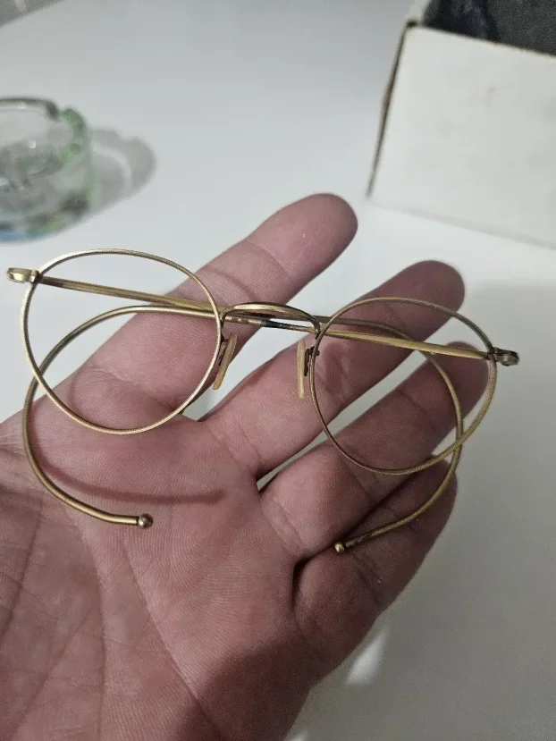 Vintage naocare