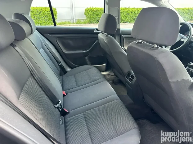2005 Volkswagen Golf 5 1.4 b gti look