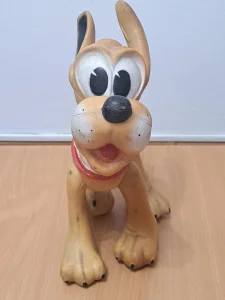 Walt disney igračka Pluton