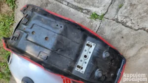 Sediste za Suzuki gs katana