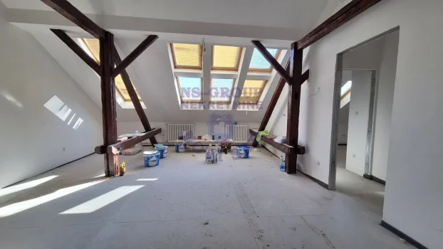 Š-525897, Opština Novi Sad, 4.0 četvorosoban, 105 m²