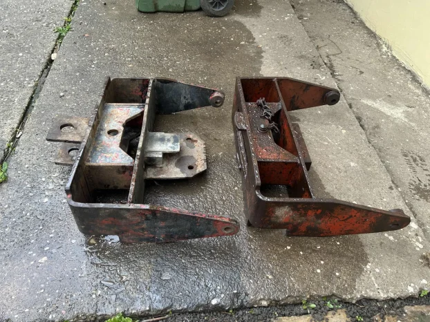 Nosaci tegova za 560-577