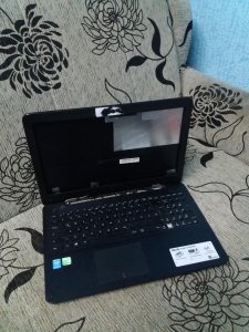 Hitno! Asus F555L Delovi