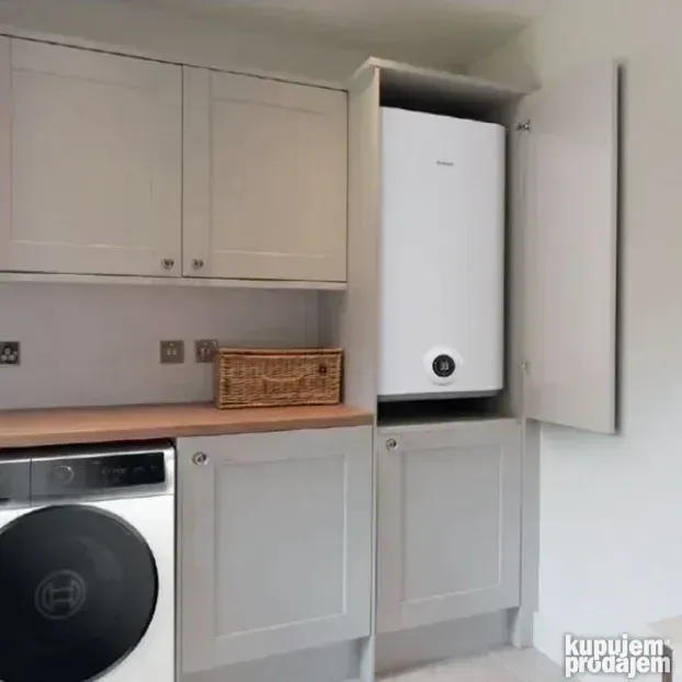 Bojler Bosch 100 litara beli displej slim tanki