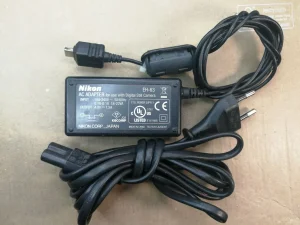 Nikon EH-63 punjač