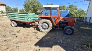 IMT 542. i prikolica.