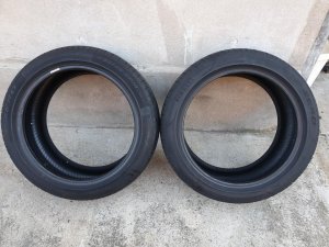 Dve dobre letnje gume 18 ke 235-45/18 PIRELLI Dot 0618 sa 5.