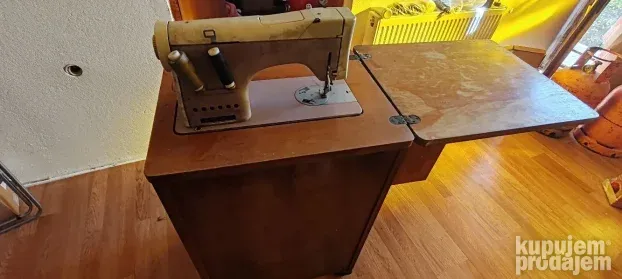 Mašina za šivenje NECCHI