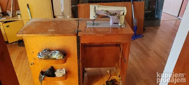 Mašina za šivenje NECCHI