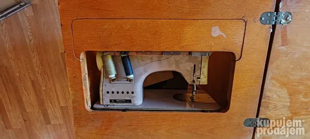 Mašina za šivenje NECCHI
