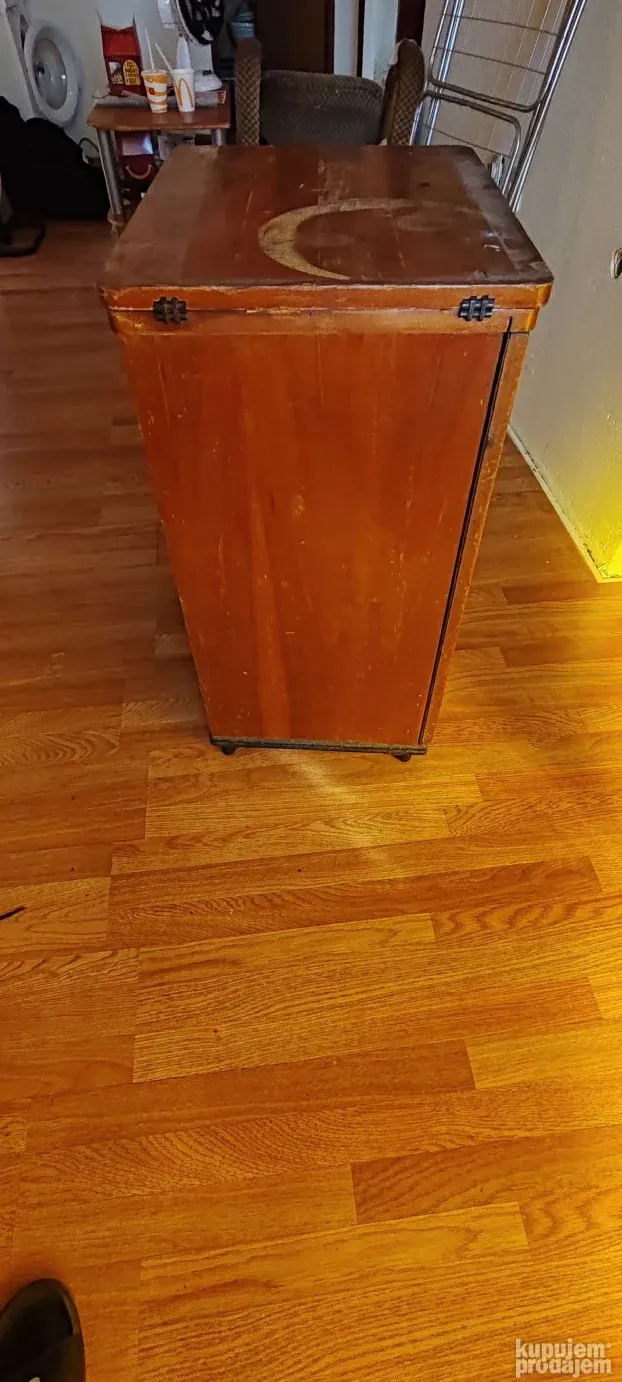 Mašina za šivenje NECCHI