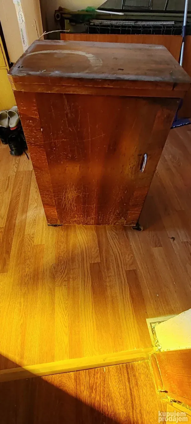 Mašina za šivenje NECCHI