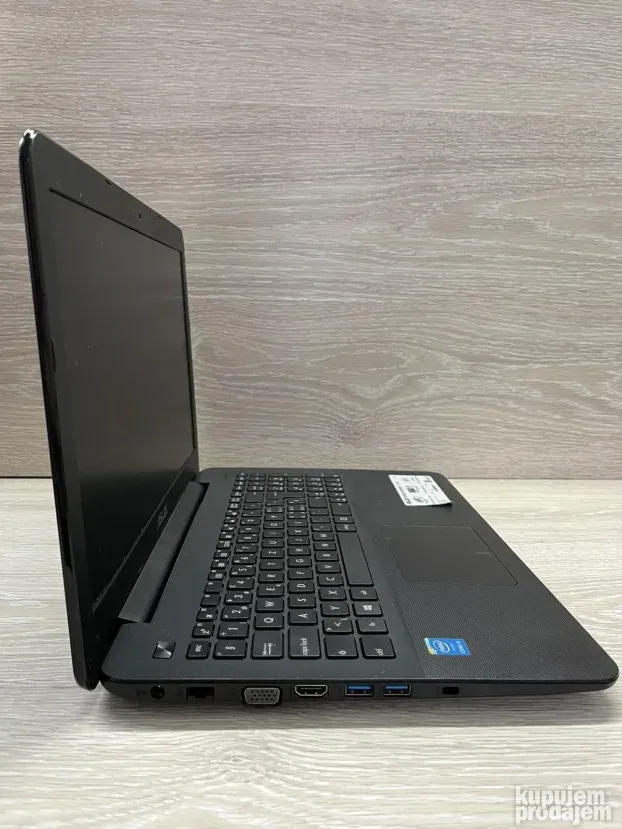 Asus X554L I5/8gb/240gb SSD