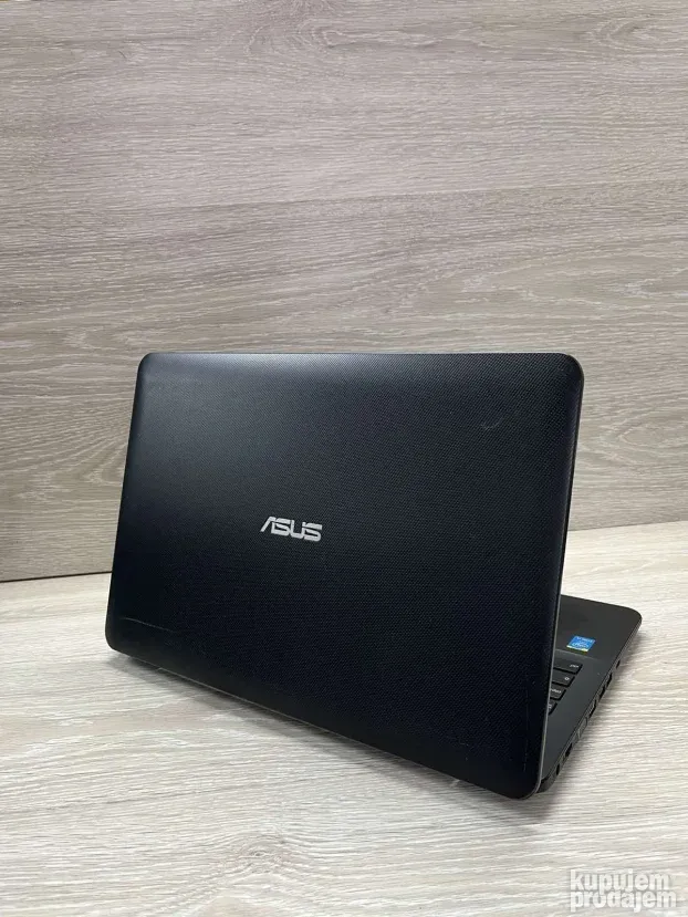 Asus X554L I5/8gb/240gb SSD