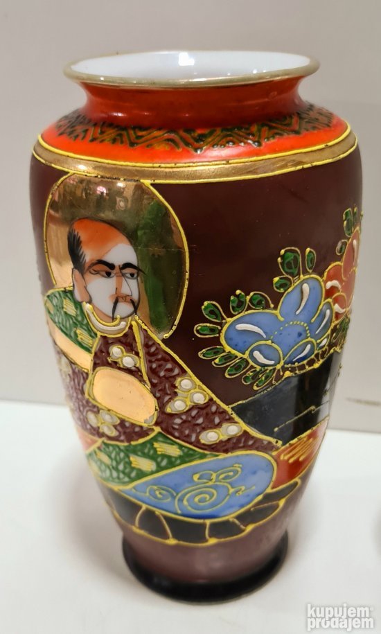 Dve vrhunske stare Japanske oslikane vaze u paru