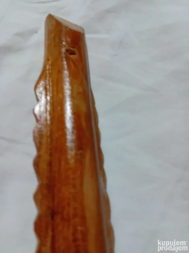 Lepa stara drvena frula u rezbaru prelep zvuk 32cm