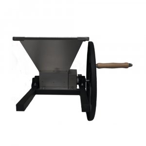 Mala rucna seckalica za voce PIPV