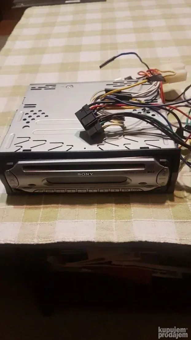SONY CDXS2000 FM/AM Compact disc player KupujemProdajem