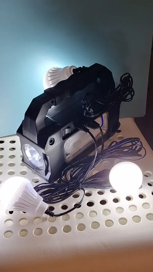 Solarni sistem+FM radio + Solarna lampa za KAMP vikendicu