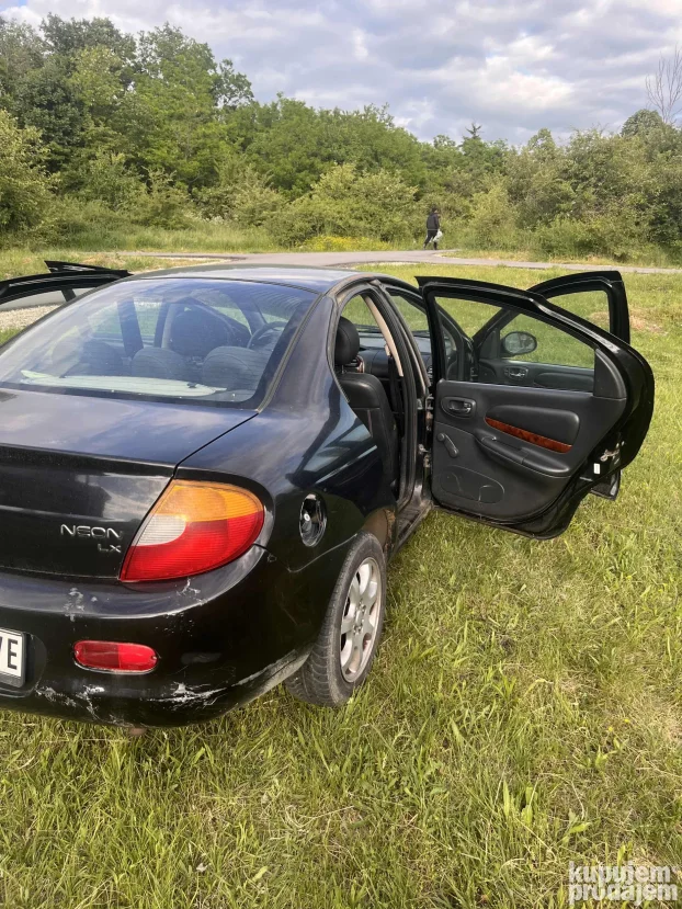 2004 Chrysler Neon 2.0 LX DVA AUTA