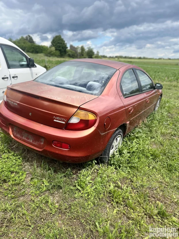 2004 Chrysler Neon 2.0 LX DVA AUTA