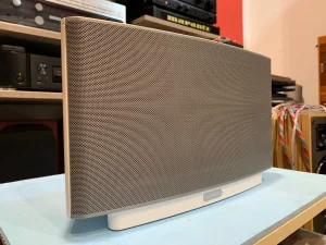Sonos play 5 White