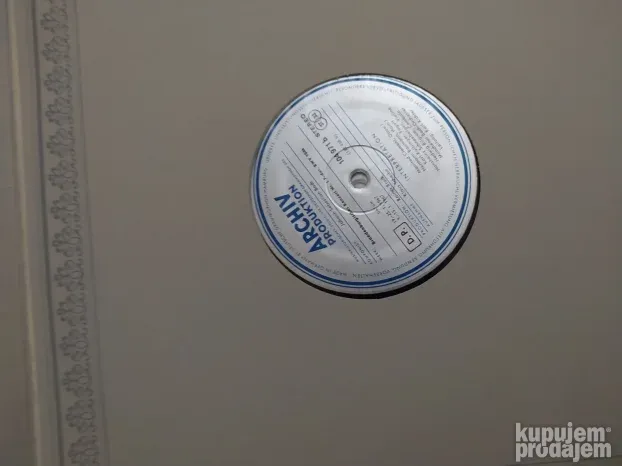 Yehudi Menuhin 3 ploce i Johann Sebastian Bach 3 ploce