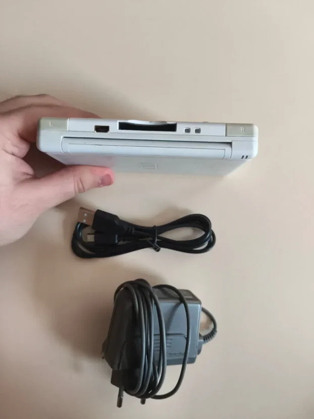 Nintendo DS Lite Beli White