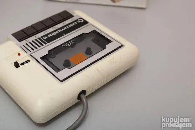 Commodore kasetofon 1530 (C2N)